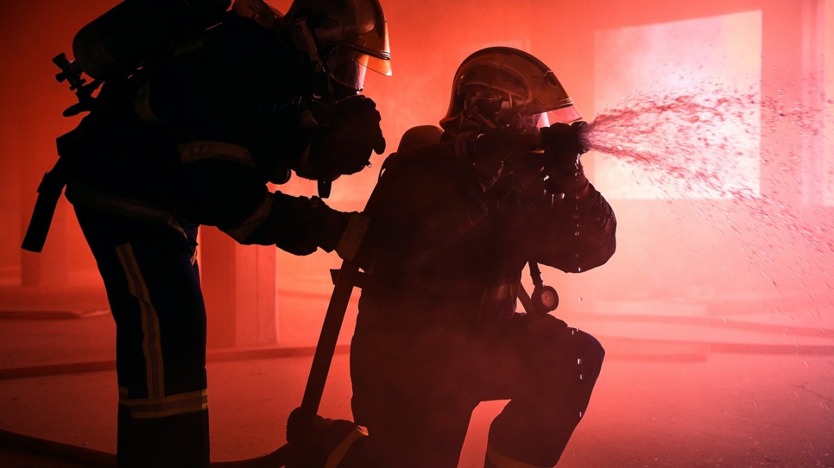 Θεσσαλονίκη: Φωτιά σε μονοκατοικία στα Κουφάλια