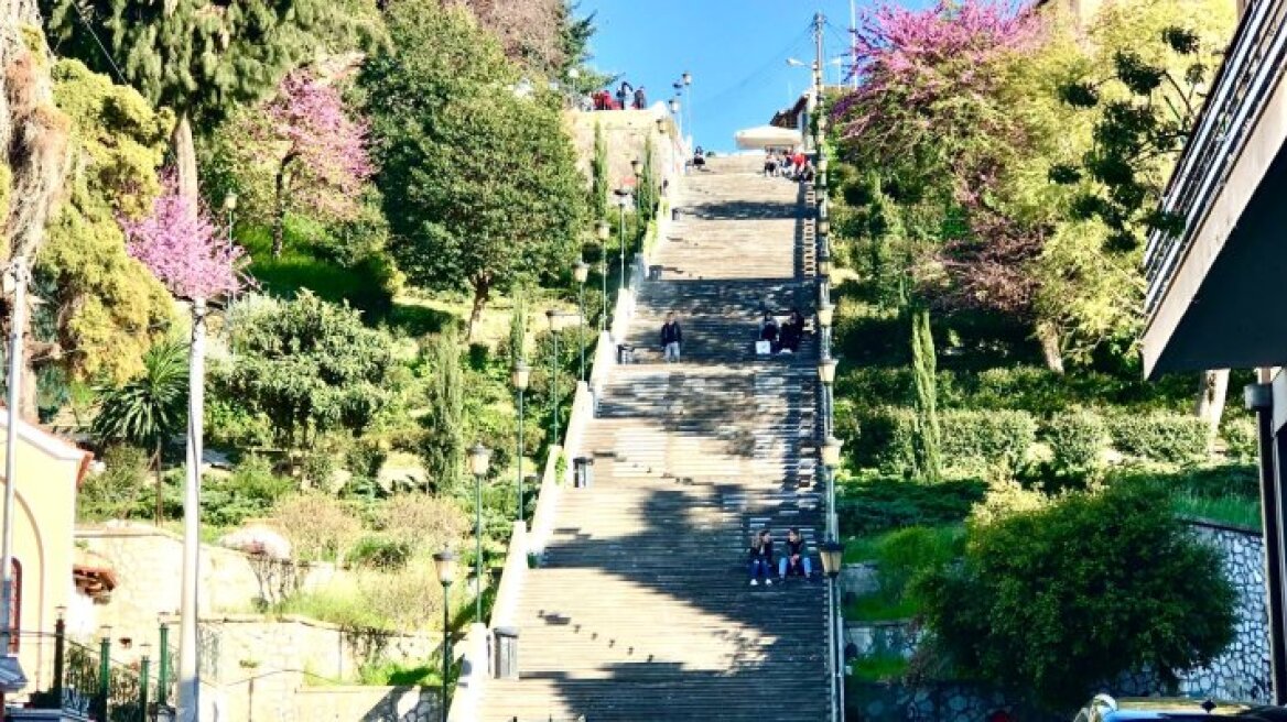 Πάτρα: Λήστεψαν 21χρονο με πιστόλι στο κέντρο της πόλης