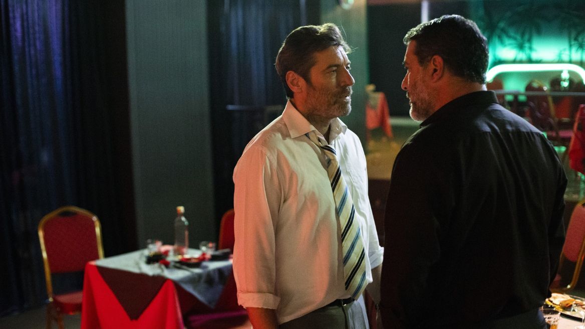 Αυτή η νύχτα μένει: Ο Στρατής και ο Χρήστος βρίσκονται για μία ακόμη φορά αντιμέτωποι