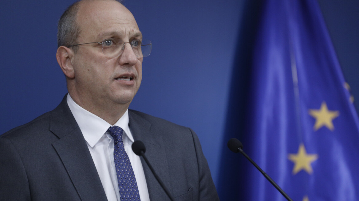 Γιάννης Οικονόμου: Αυτονόητο ότι και οι υπουργοί της δικής μας κυβέρνησης οφείλουν και πρέπει να μιλήσουν για τα Τέμπη