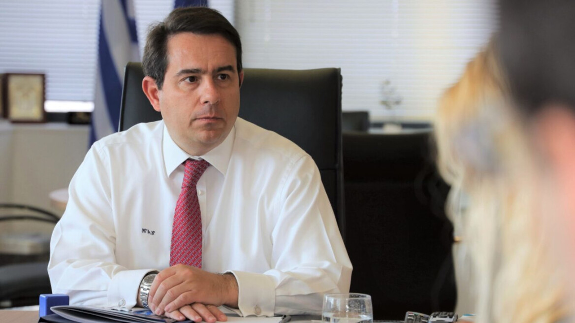 Μηταράκης: Αμέσως μετά τη ΔΕΘ οι πολίτες θα μπορούν να κάνουν αίτηση για τις νέες ταυτότητες