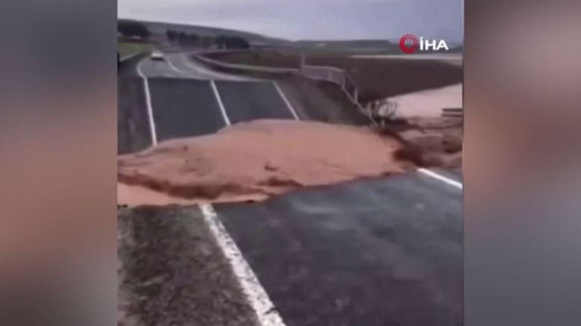Τουρκία: Στους 18 οι νεκροί από τις πλημμύρες στις σεισμόπληκτες περιοχές - Δείτε βίντεο