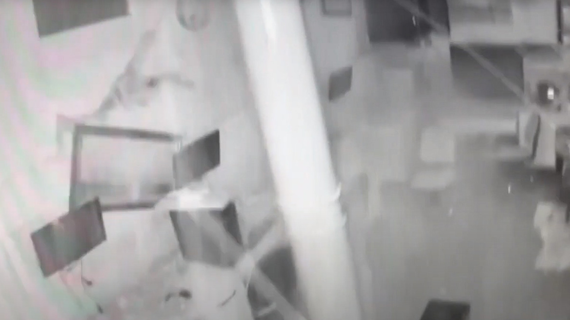 Σεισμός στην Τουρκία: Βίντεο από το εσωτερικό κτιρίων που κατέρρευσαν δείχνει τι είδαν οι άνθρωποι που βρίσκονταν μέσα