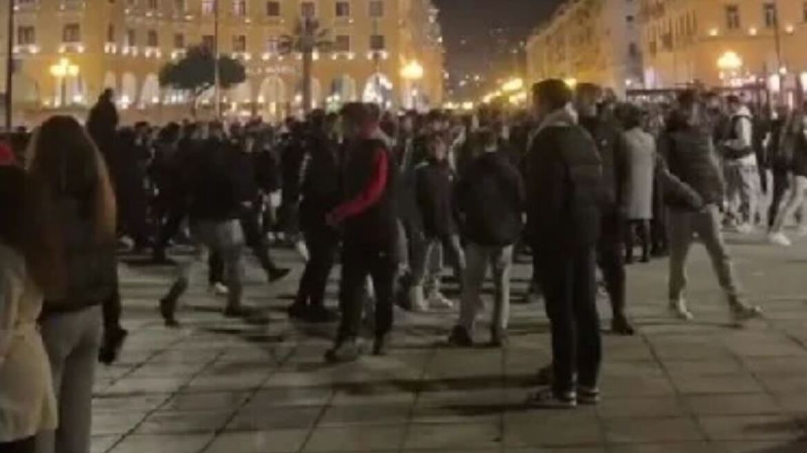 Θεσσαλονίκη: Καβγάς κοριτσιών στην Αριστοτέλους με... live μετάδοση στο TikTok