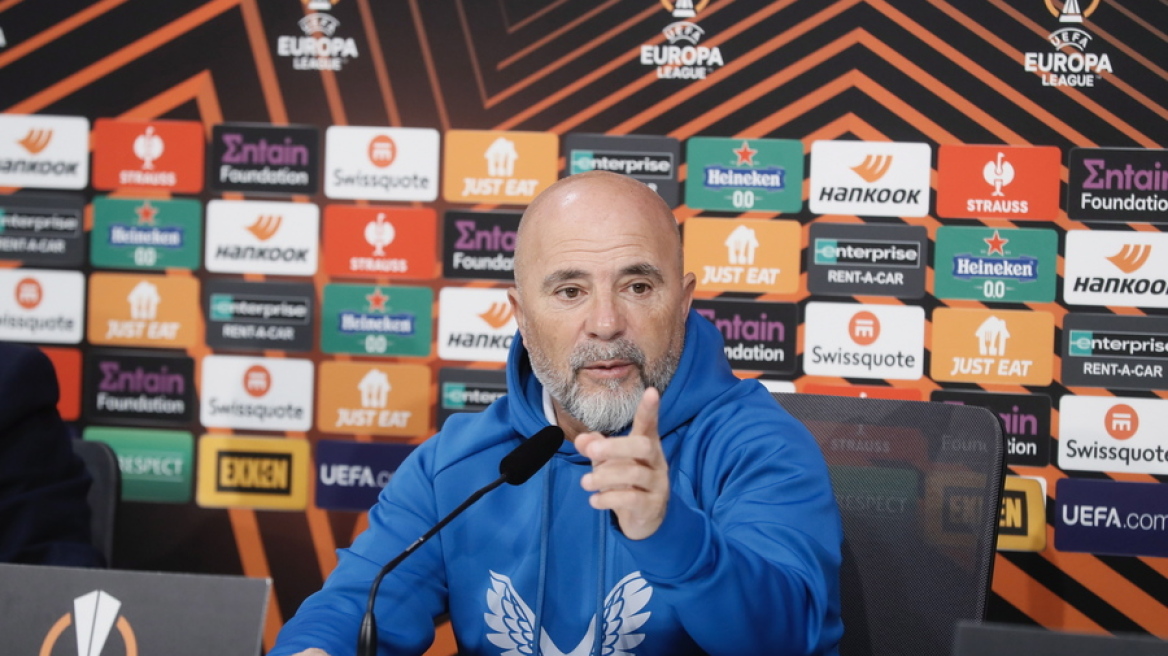 Σεβίλλη: Απέλυσε τον Σαμπαόλι - Με  Μεντιμπιλάρ απέναντι στη Γιουνάιτεντ 