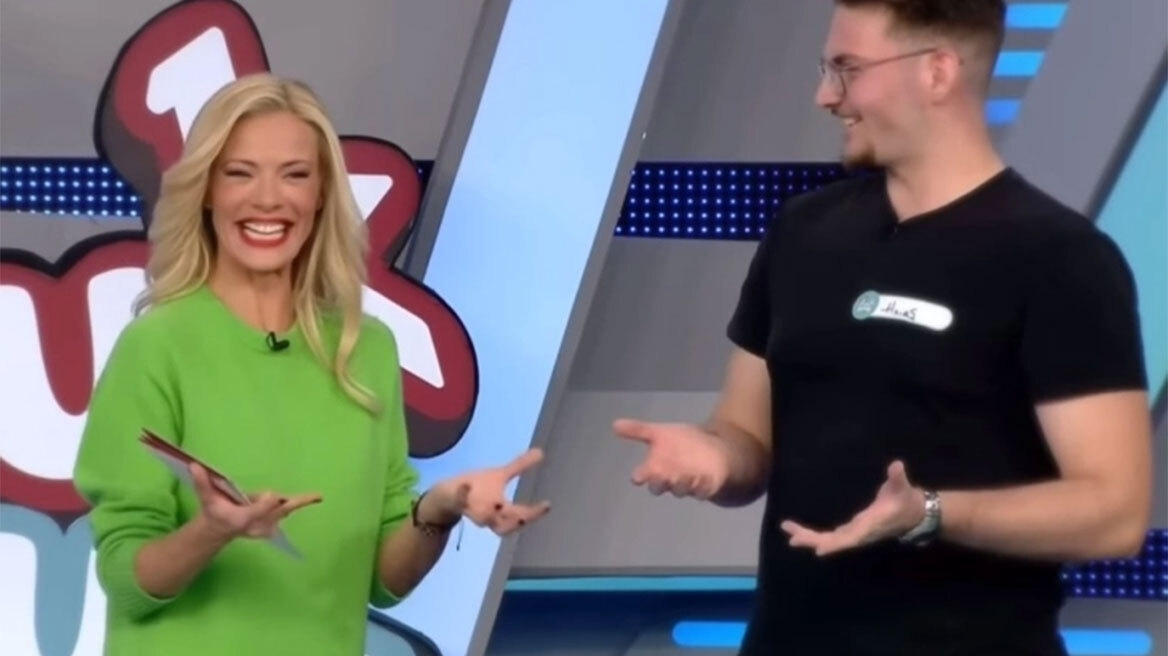 Μερακλής φοιτητής πήγε στο «Ρουκ-Ζουκ» και πρότεινε στην Μακρυπούλια να βάλει στήθος και οπίσθια