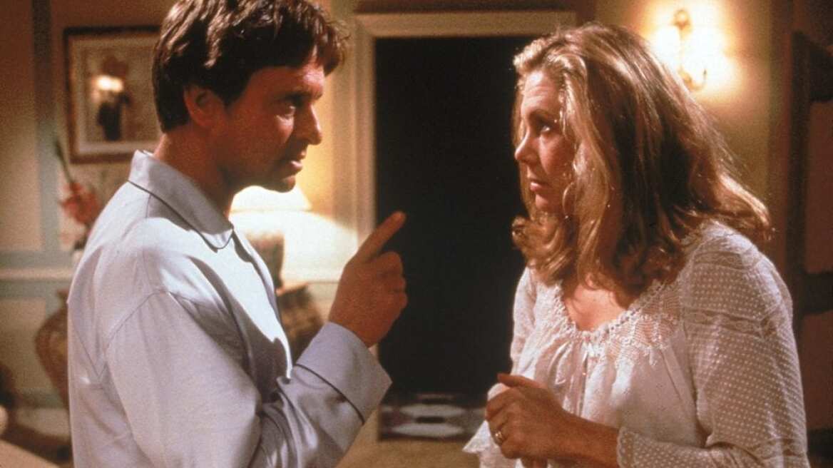 Τέσσερις ερωτήσεις που πρέπει να σκεφτείτε πριν από το διαζύγιο