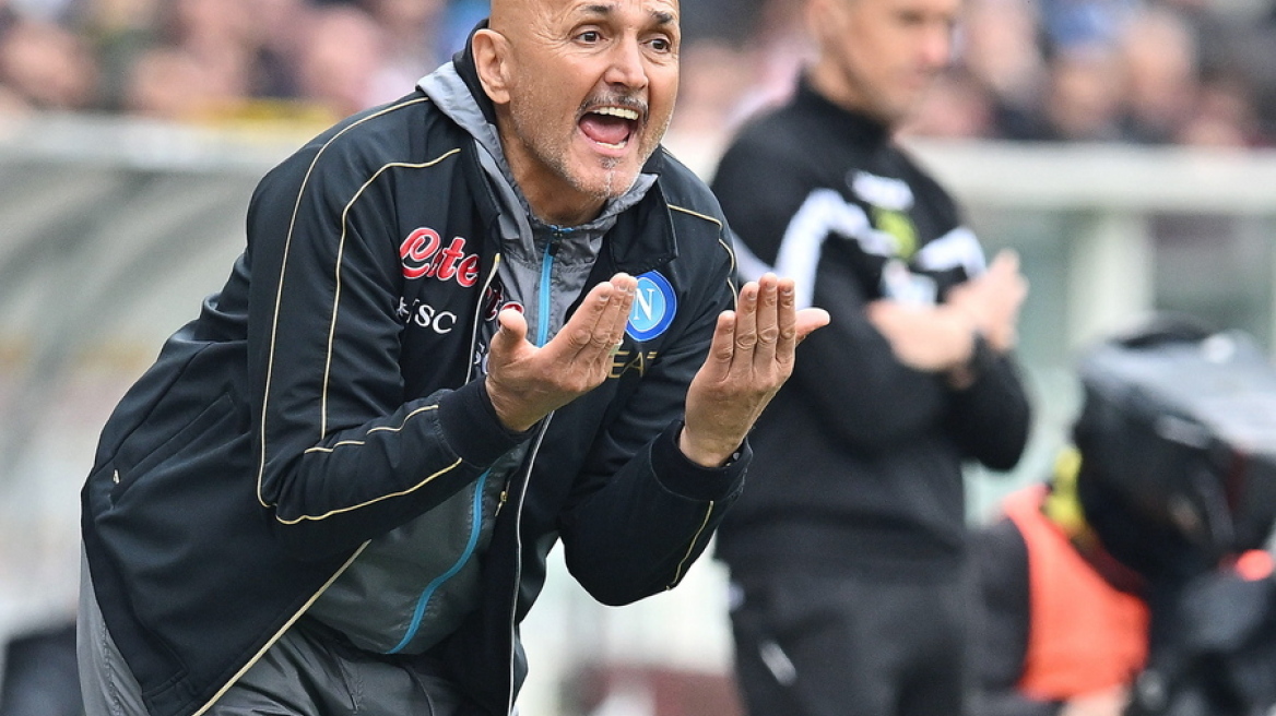 Λουτσιάνο Σπαλέτι: Η Νάπολι του προτείνει νέο διετές συμβόλαιο 