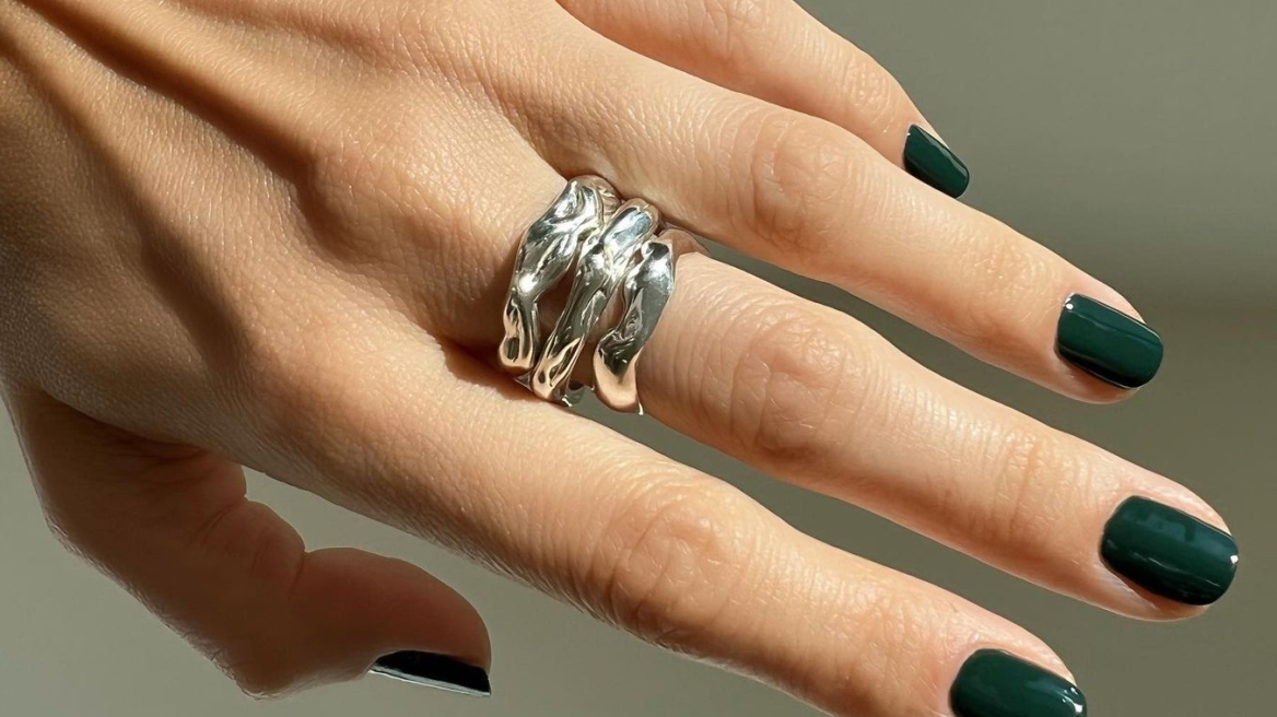 Αυτό το hack θα κολλήσει το νύχι σας που έσπασε στη στιγμή