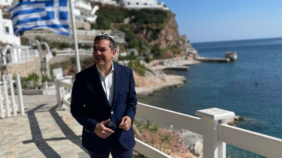Τσίπρας για 25η Μαρτίου: Σήμερα είναι μέρα περηφάνιας για όλες τις Ελληνίδες και τους Έλληνες 