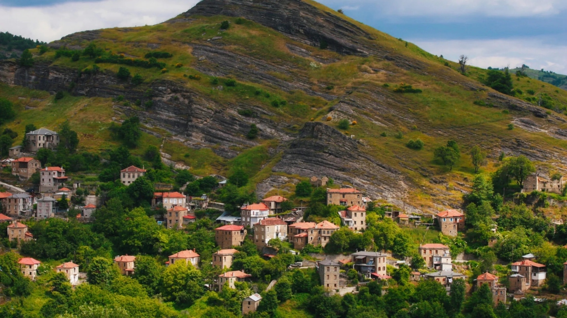 Πεντάλοφος Κοζάνης: Αυτό είναι το μοναδικό Μαστοροχώρι που βρίσκεται εκτός Ηπείρου