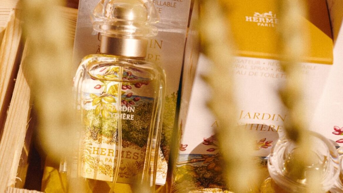 Αυτό το άρωμα κλείνει στο μπουκάλι του το καλοκαίρι στα Κύθηρα