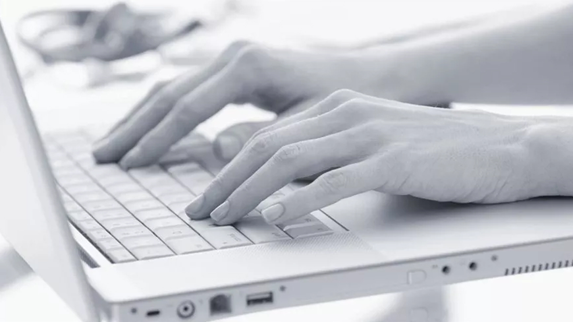 Ψηφιακή κάρτα εργασίας: Σε ποιους κλάδους και επιχειρήσεις θα εφαρμοστεί από τη Δευτέρα