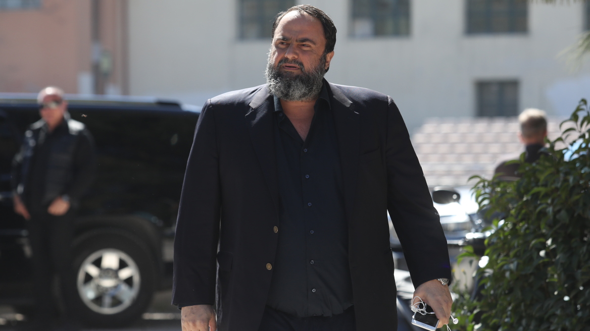 Μαρινάκης στον Μπένετ: «Bρες καλούς διαιτητές για τις υπόλοιπες αγωνιστικές των play offs»