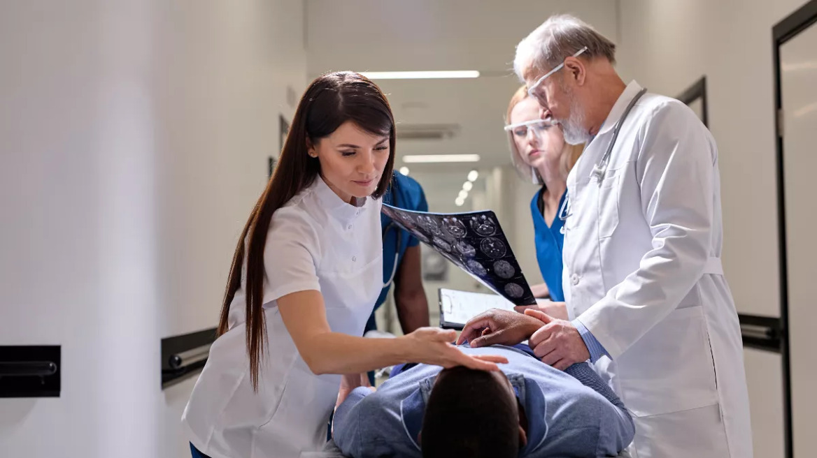 Aποζημίωση για ασθένεια από ασφαλιστήριο για ατύχημα: Πότε μπορεί να συμβεί
