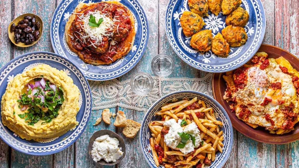 8 εστιατόρια στην Αθήνα που αποθεώνουν την κρητική κουζίνα 