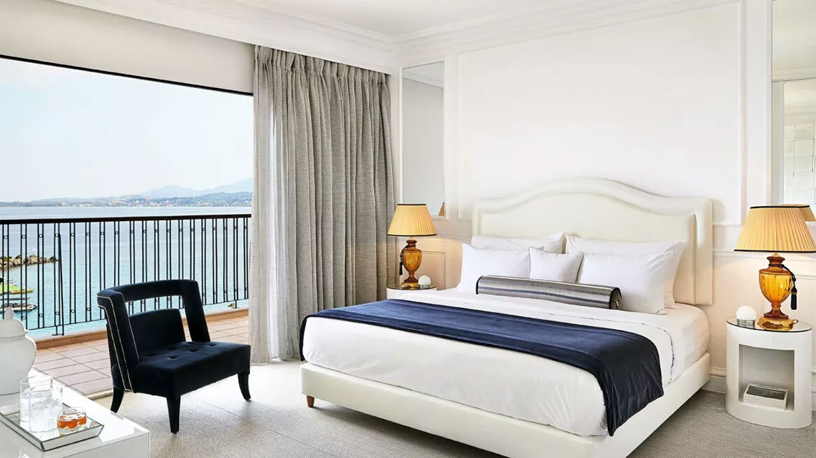 Δωμάτιο με Θέα: Η Imperial Suite Sea View του Grecotel Corfu Imperial