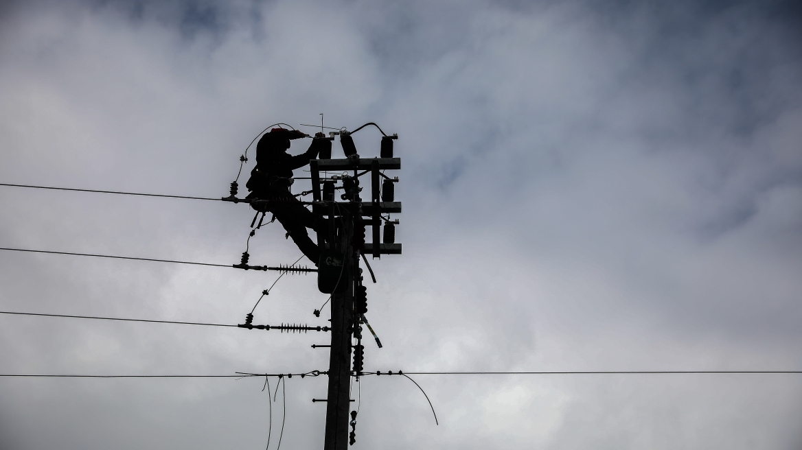 Διακοπές ρεύματος σε περιοχές της Αθήνας λόγω κακοκαιρίας