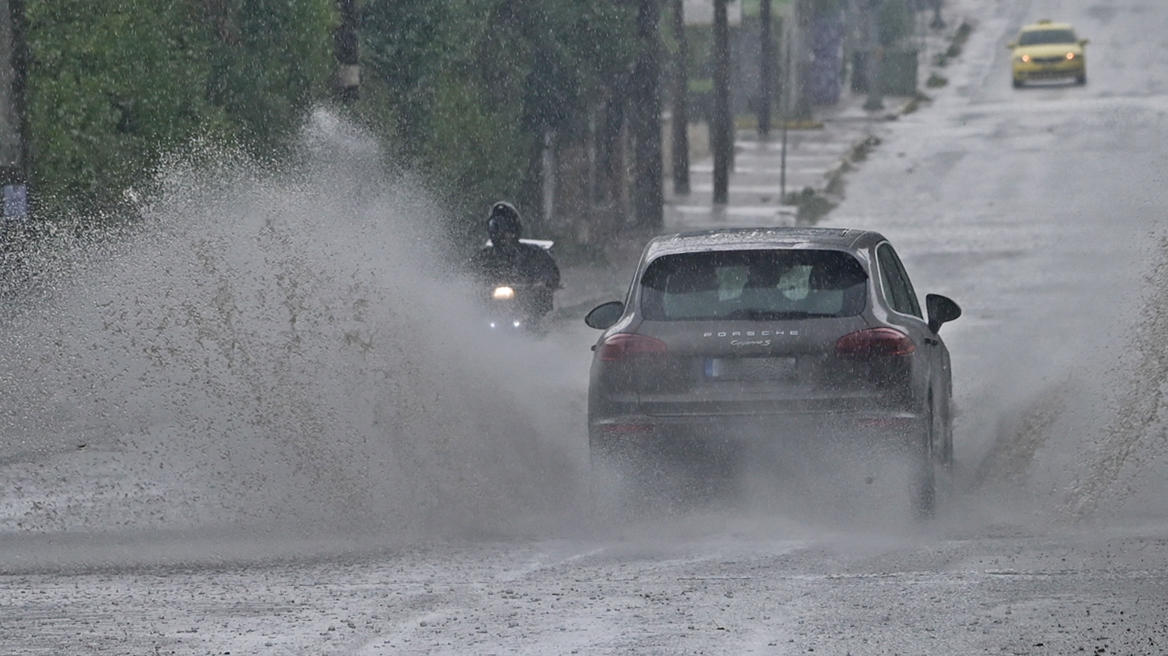 Κακοκαιρία ILINA: Συναγερμός για 9 περιοχές - Μήνυμα του 112 σε Θεσσαλονίκη, Πέλλα, Ημαθία, Πιερία