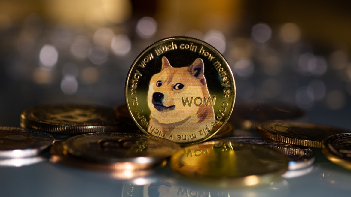 Dogecoin: Ο Έλον Μασκ έβαλε τον σκύλο του κρυπτονομίσματος για λογότυπο του Twitter γιατί το είχε υποσχεθεί σε χρήστη