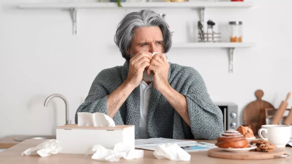 Απίστευτο: Τα συχνά κρυολογήματα αυξάνουν τον κίνδυνο άνοιας – Τι έδειξε έρευνα