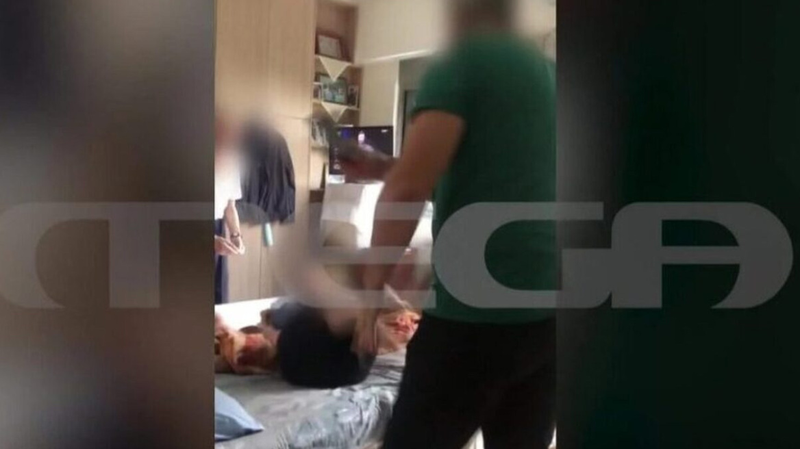 Ξυλοδαρμός ηλικιωμένων από τον γιο τους: Ο 50χρονος πήγε να τους κάψει ζωντανούς 