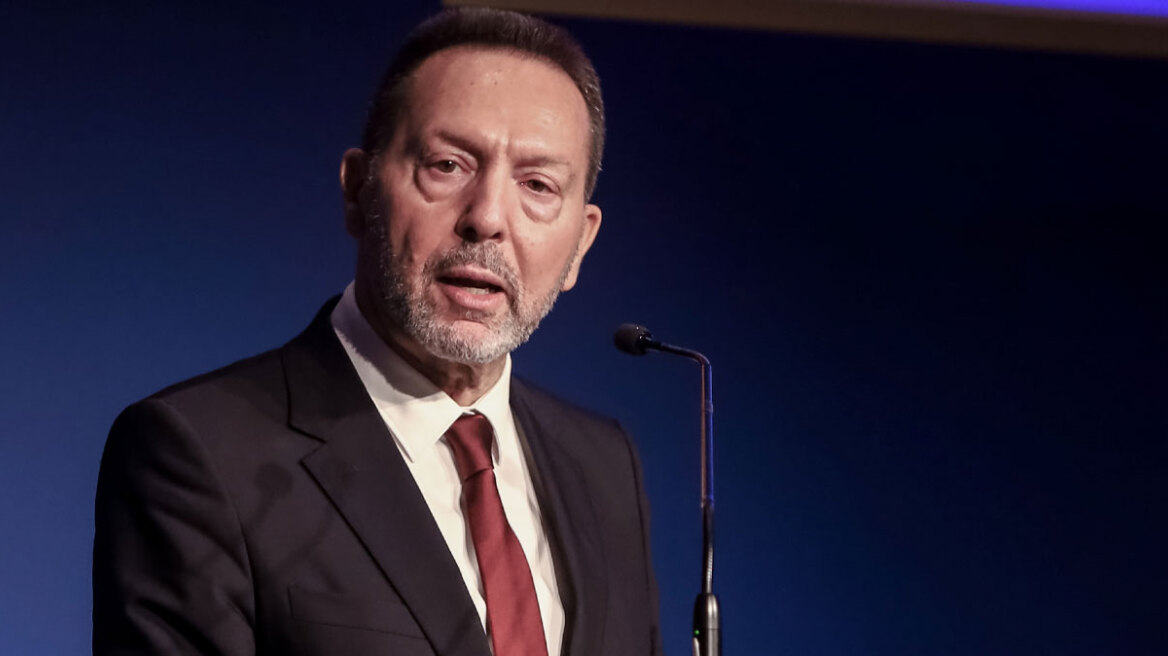 Στουρνάρας στο Bloomberg: «Θέμα εβδομάδων η επενδυτική βαθμίδα»