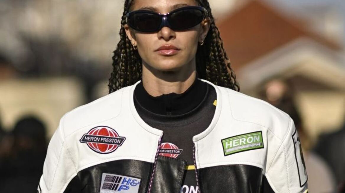 Αυτό το τζάκετ επιστρέφει δυναμικά