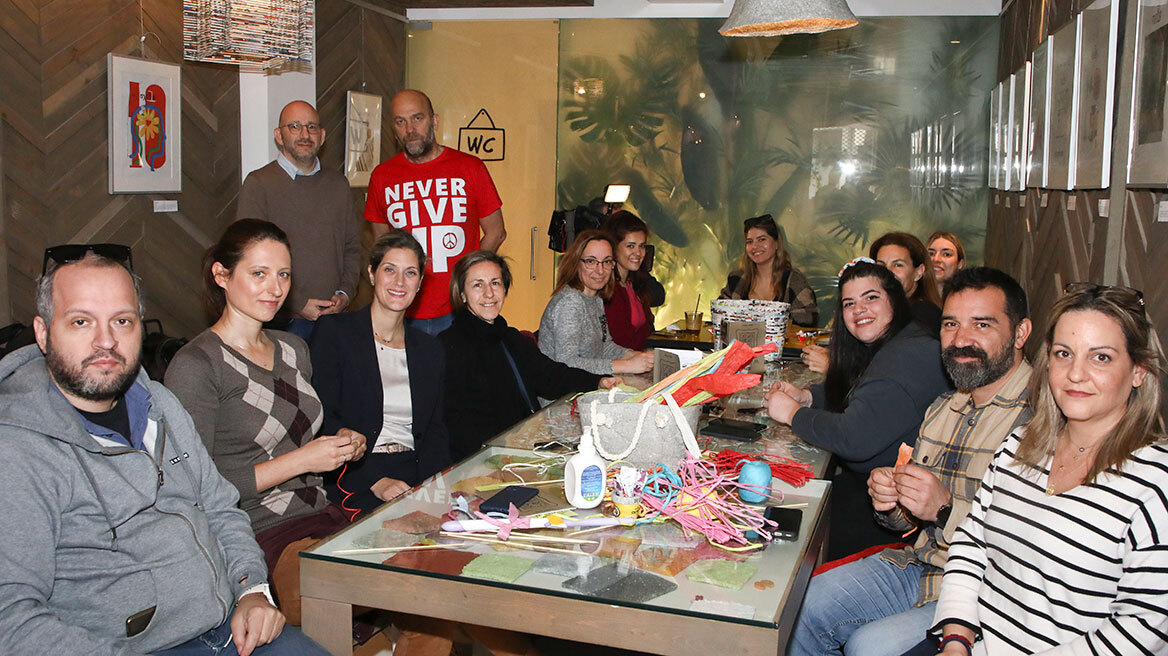 NOVA: Αυτό το Πάσχα στη Nova, Γινόμαστε Εθελοντές για τη «Σχεδία»