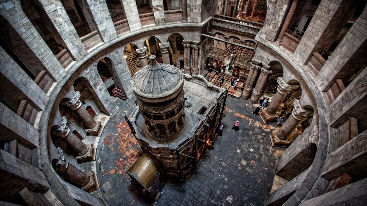 Η ισραηλινή αστυνομία εμπόδισε «για πρώτη φορά μετά από αιώνες» τον Καθολικό Πατριάρχη Ιεροσολύμων να εισέλθει στον Πανάγιο Τάφο