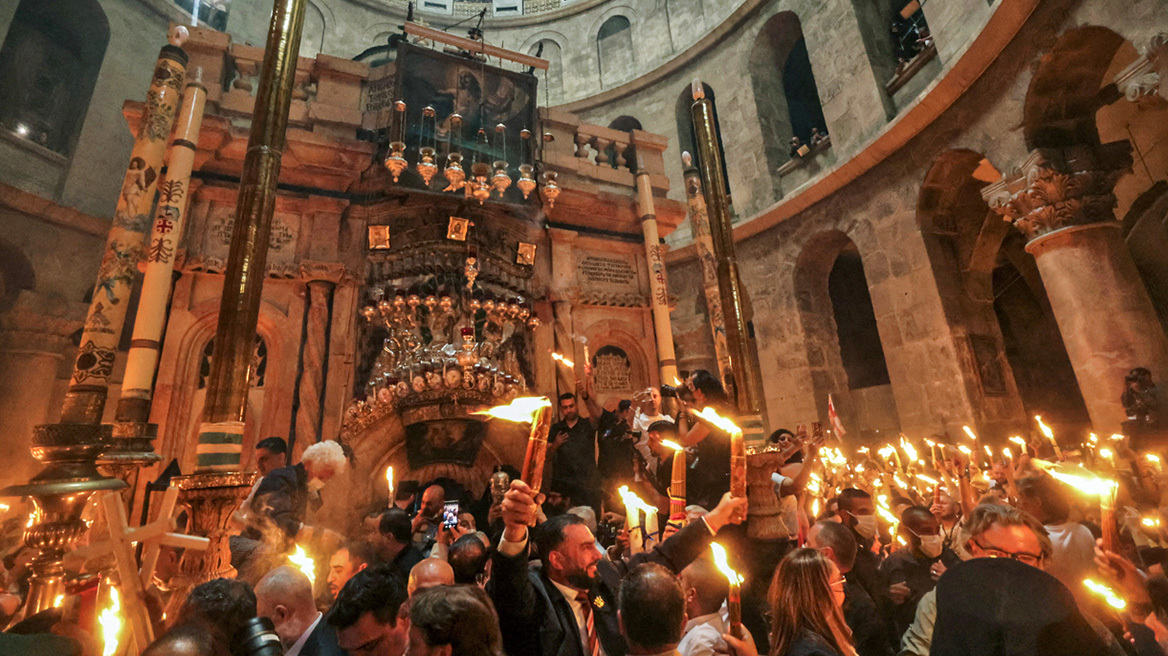 Στις 7 το απόγευμα του Μεγάλου Σαββάτου το Άγιο Φως στην Ελλάδα - Με το κυβερνητικό αεροσκάφος η ολιγομελής αποστολή