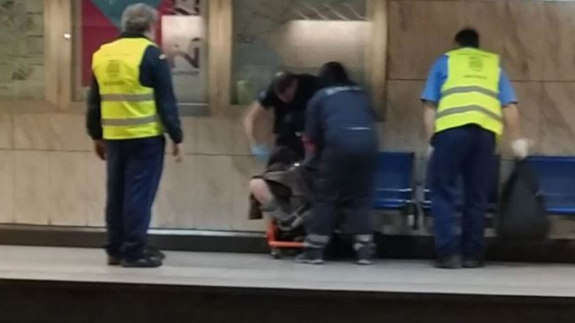 Μετρό «Μέγαρο Μουσικής»: Σε ημιλιπόθυμη κατάσταση βρέθηκε άνδρας