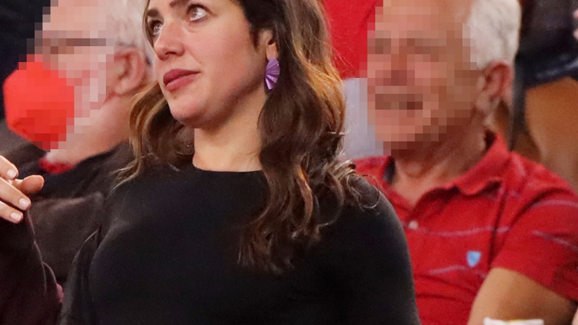 Η Δόμνα Μιχαηλίδου σε σπάνια δημόσια εμφάνιση με το σύντροφό της