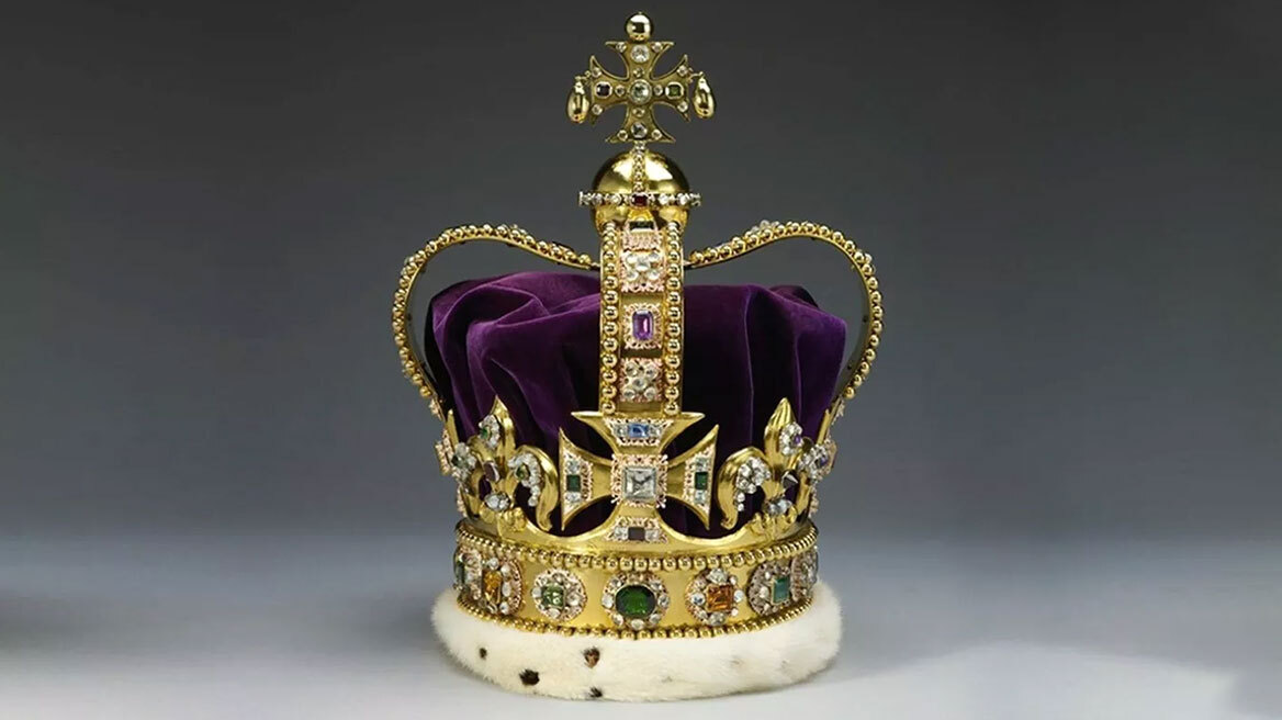 Το αληθινό The Crown: Τα 3 στέμματα, η σφαίρα, το σκήπτρο και το κουτάλι – Τα μυθικά σύμβολα της στέψης του Καρόλου