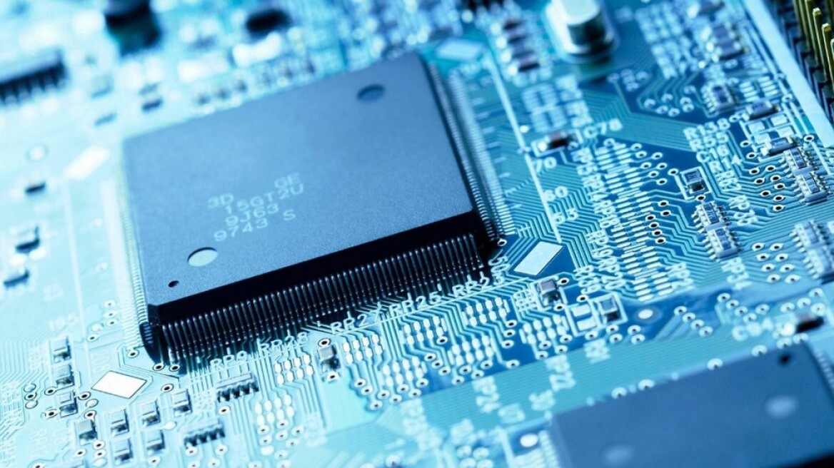 Φον ντερ Λάιεν: Ζητά μαζική παραγωγή ευρωπαϊκών ημιαγωγών - «Είναι το πετρέλαιο του 21ου αιώνα»