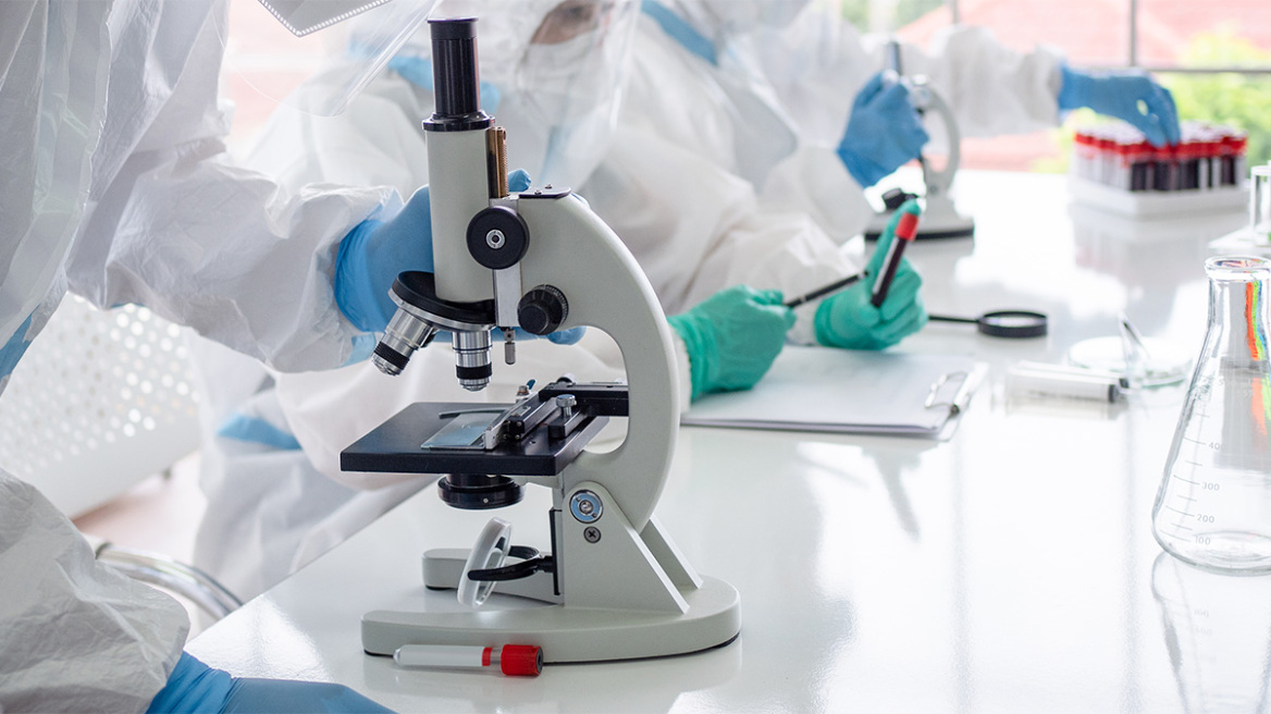 Κορωνοϊός: Κορυφαίος Κινέζος επιστήμονας δεν αποκλείει να υπήρξε διαρροή από εργαστήριο