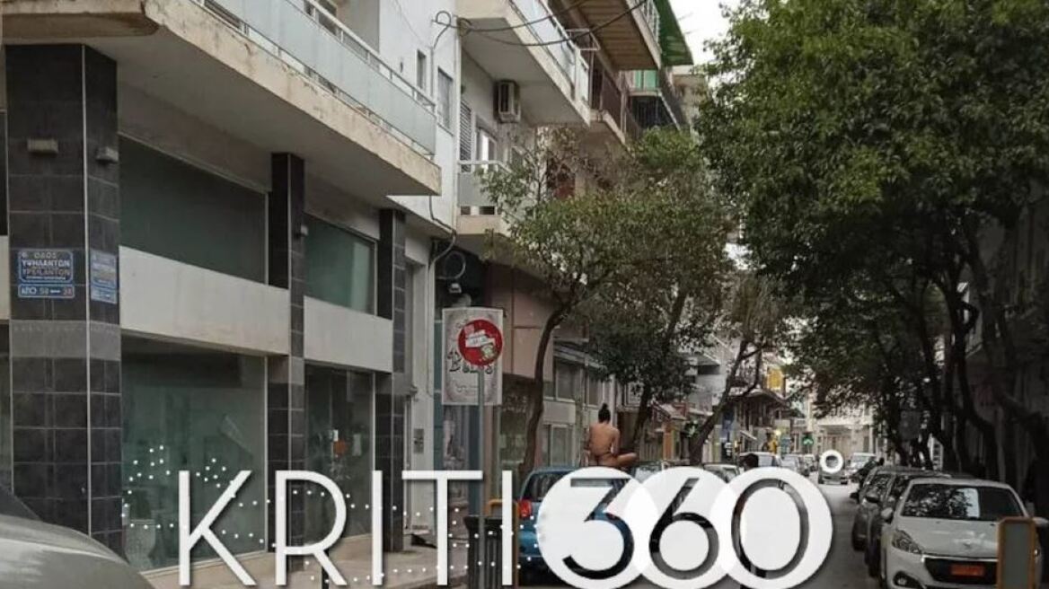 Χανιά: Έμεινε γυμνή και «σκαρφάλωσε» σε σταθμευμένο Ι.Χ. - Δείτε φωτογραφίες