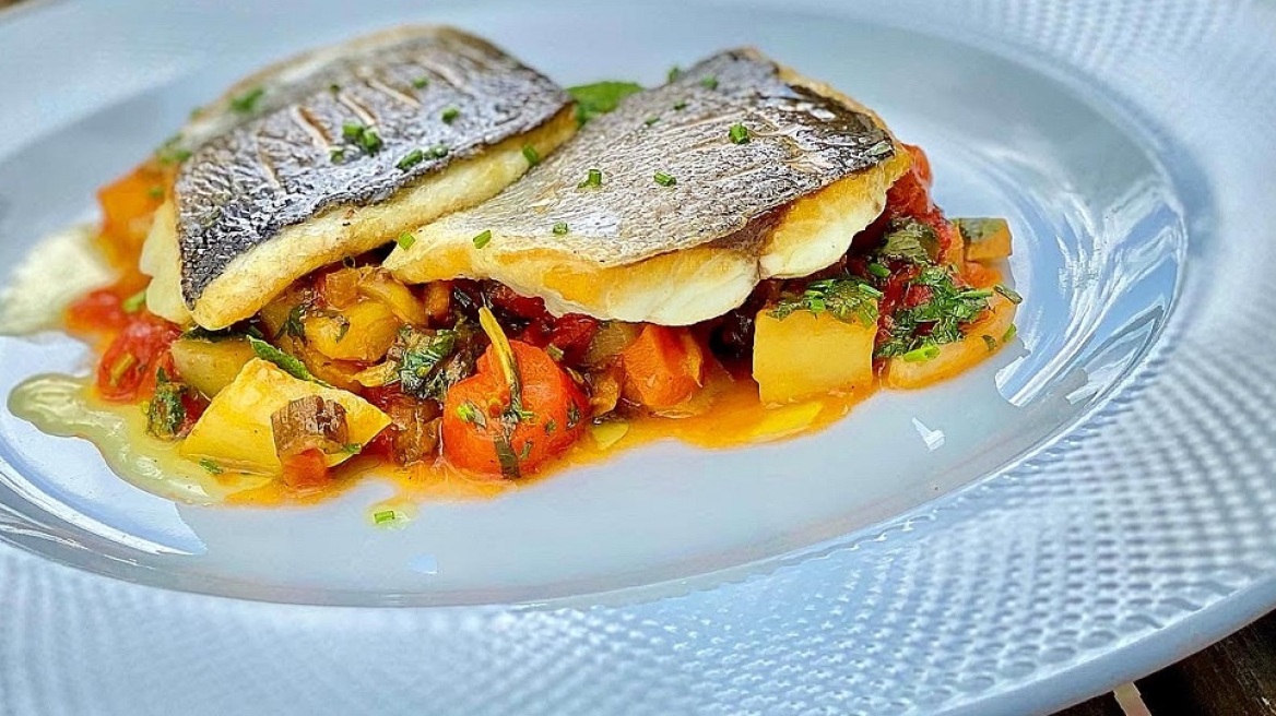 Μπριάμ λαχανικών με φρέσκο ψάρι