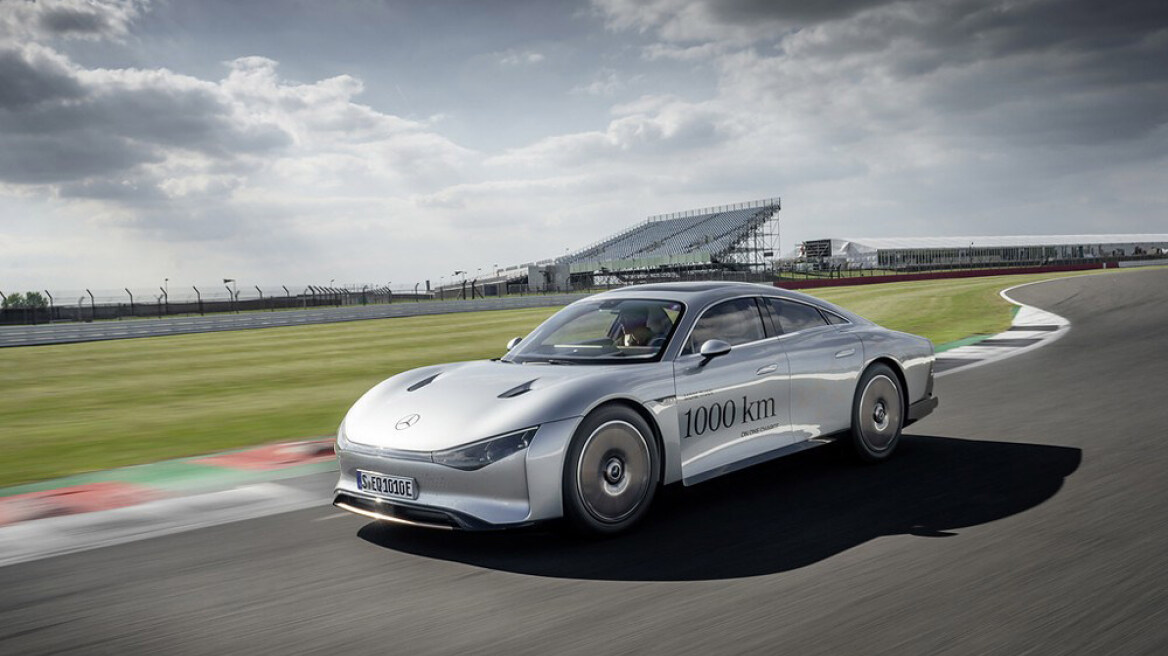 H Mercedes αναζητά βοήθεια από την F1