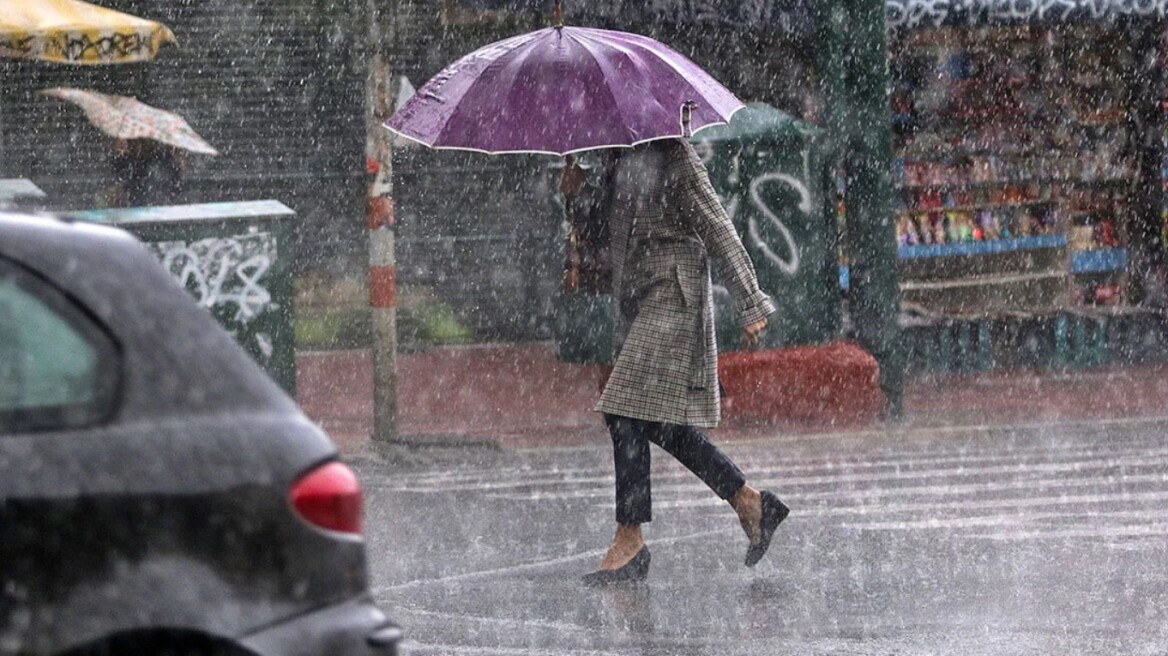 Καιρός: Καταιγίδες μέχρι και την Κυριακή, ποιες περιοχές επηρεάζονται με έντονα φαινόμενα - Πρόσκαιρες βροχές και στην Αττική 