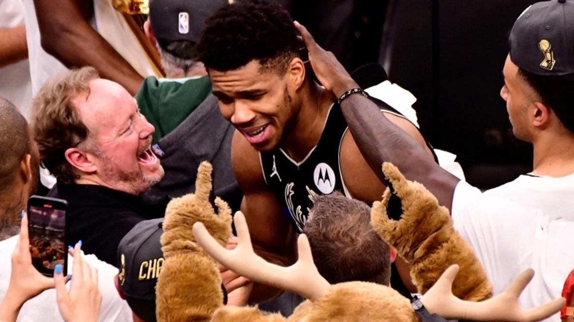 Αντετοκούνμπο για Μπουντενχόλζερ: «Πετύχαμε κάτι απίστευτο και θα είμαι για πάντα ευγνώμων»