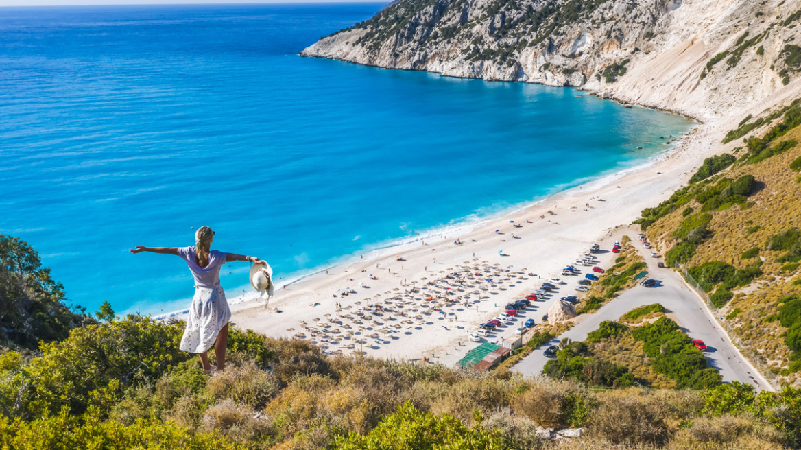 Γαλάζιες σημαίες 2023: Η λίστα με τις 617 παραλίες σε όλη την Ελλάδα - Οι 18 στην Αττική