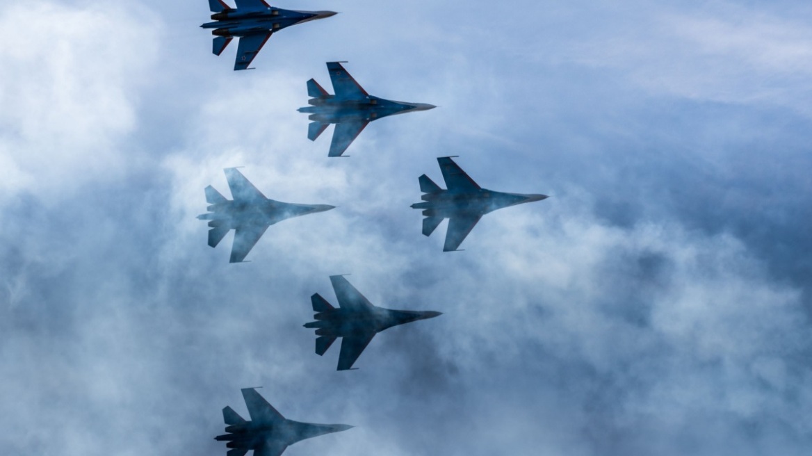  Ρωσικά βομβαρδιστικά πέταξαν πάνω στον διεθνή εναέριο χώρο κοντά στην Αλάσκα