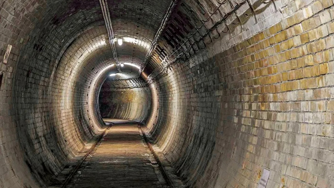 Περιήγηση στον υπόγειο κόσμο του Βερολίνου 