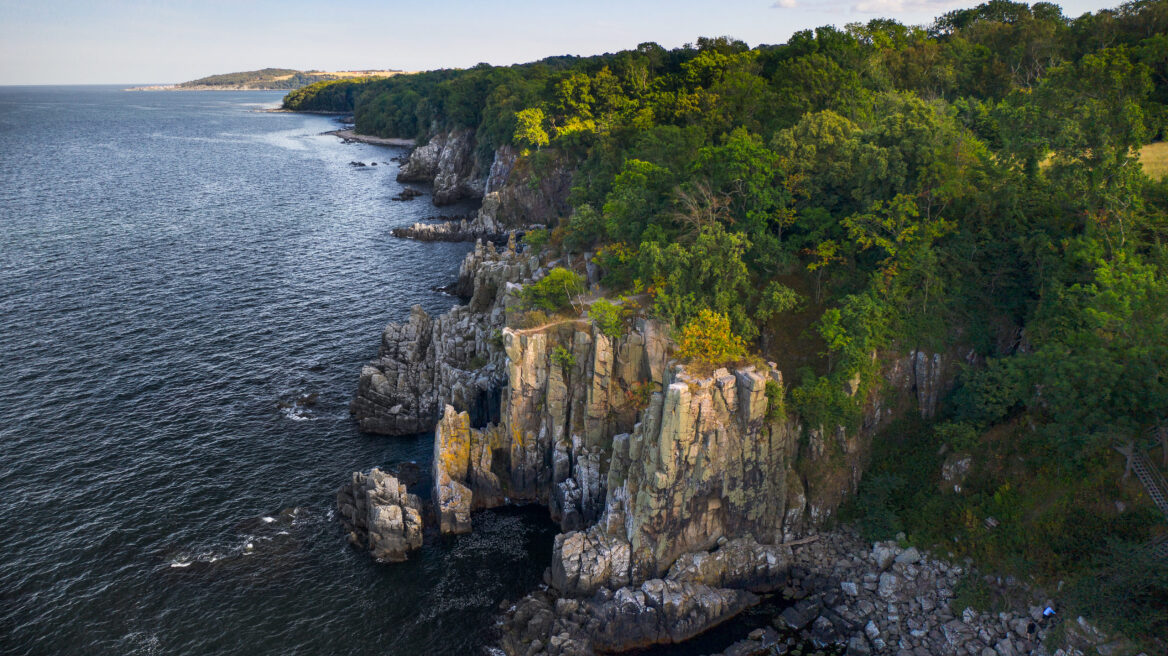 Μυστηριώδεις δονήσεις σε νησί της Βαλτικής - Ανησυχία στους επιστήμονες