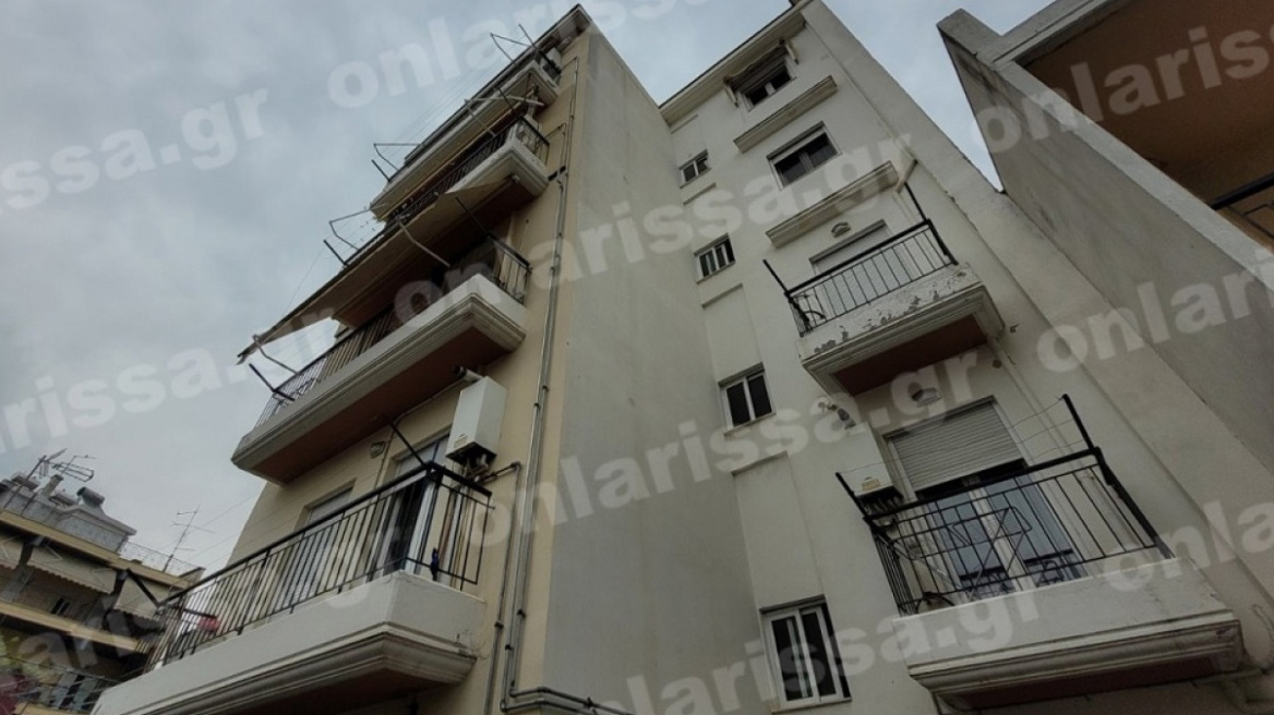 Λάρισα: Μία τέντα έσωσε την 13χρονη που έπεσε από τον τρίτο όροφο - Νοσηλεύεται με κατάγματα