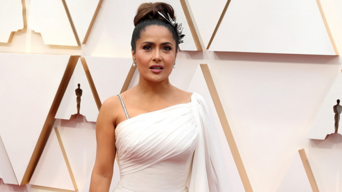 Σάλμα Χάγιεκ: Το αποκαλυπτικό «δώρο» της ηθοποιού στους θαυμαστές της - Βίντεο