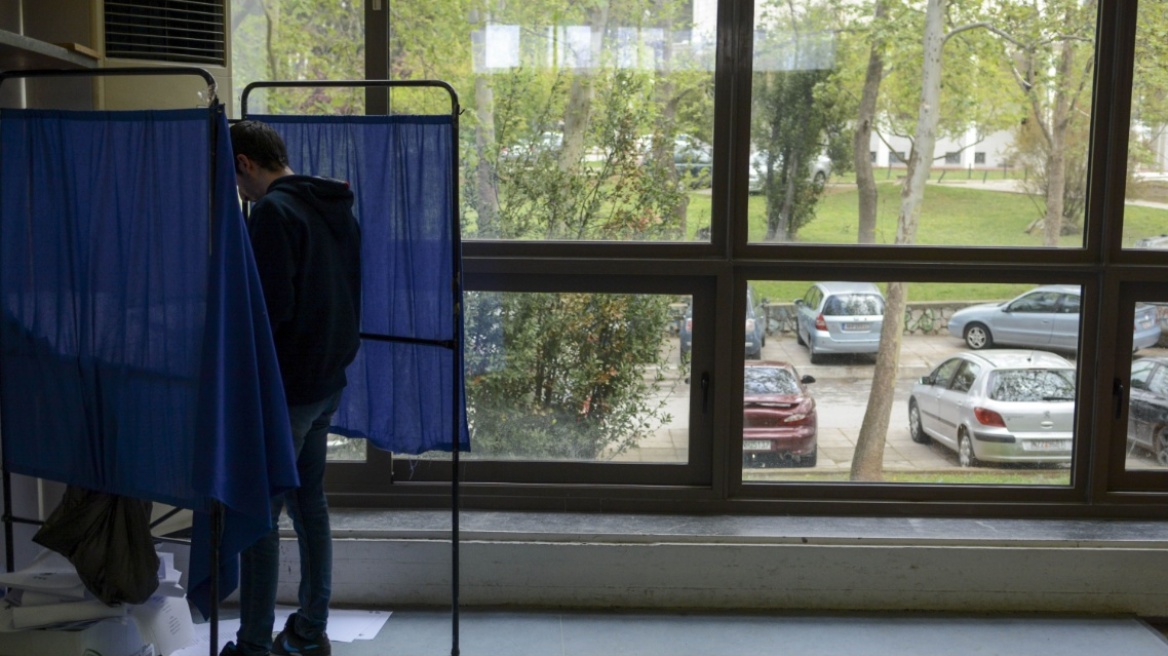 Καιρός: Περιορίζεται η αστάθεια, ανεβαίνει η θερμοκρασία - Με τι καιρό θα πάμε στην κάλπη