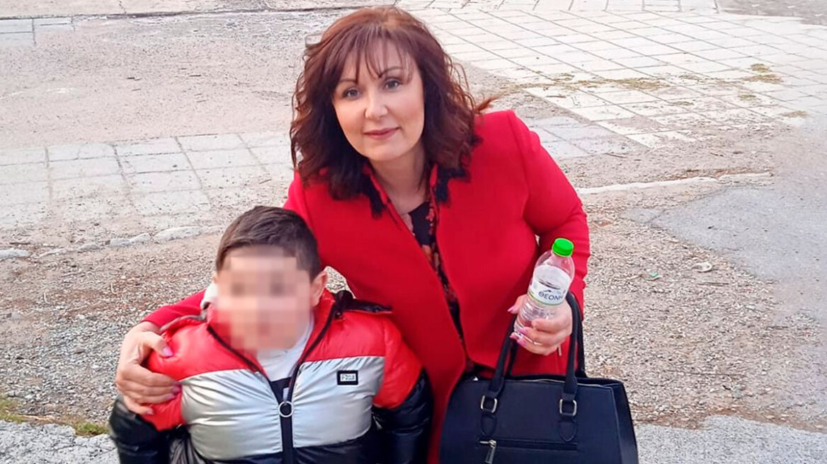 Χαλκιδική: Αποσωληνώθηκε ο 8χρονος που τραυματίστηκε όταν ο πατέρας του σκότωσε τη μητέρα του και αυτοκτόνησε