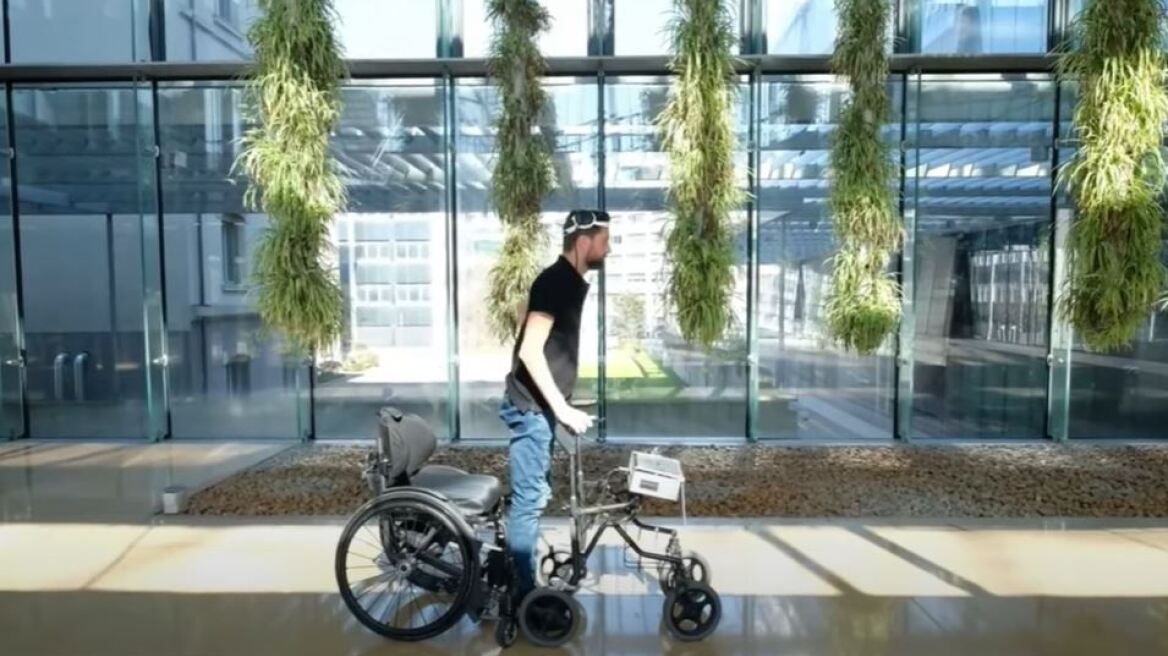 Επιστημονικό θαύμα: 40χρονος που παρέλυσε μετά από ατύχημα περπατάει ξανά χάρη σε επαναστατικό εμφύτευμα